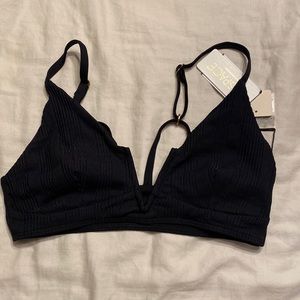 NWT L Space black Siren top - size DD